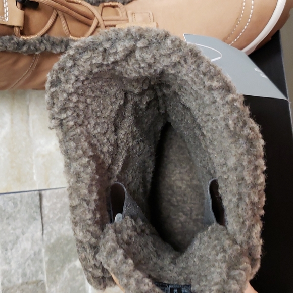 ECCO Women's Trace Lite Women's Boot - Picture 10 of 11